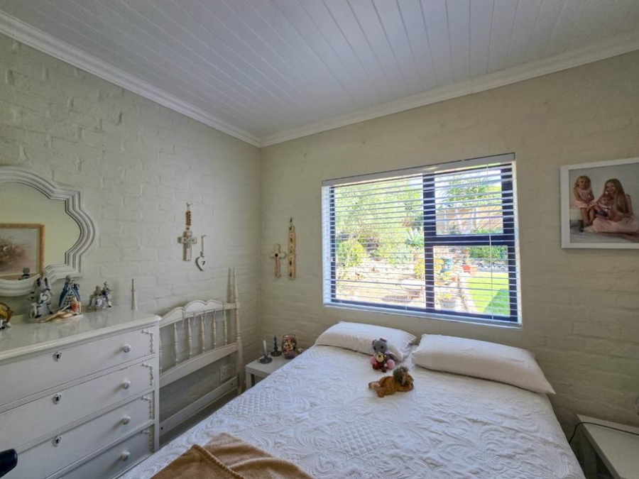 3 Bedroom Property for Sale in Stilbaai Wes Western Cape